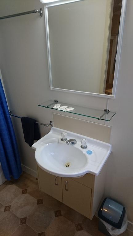 סנקצ'וארי פוינט Palm Beach Caravan Park מראה חיצוני תמונה